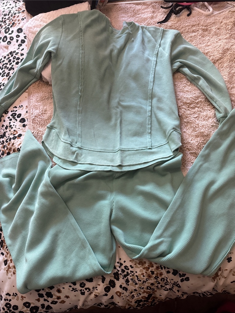 Women’s Ribbed Lounge Joggers & Top Set - Sage